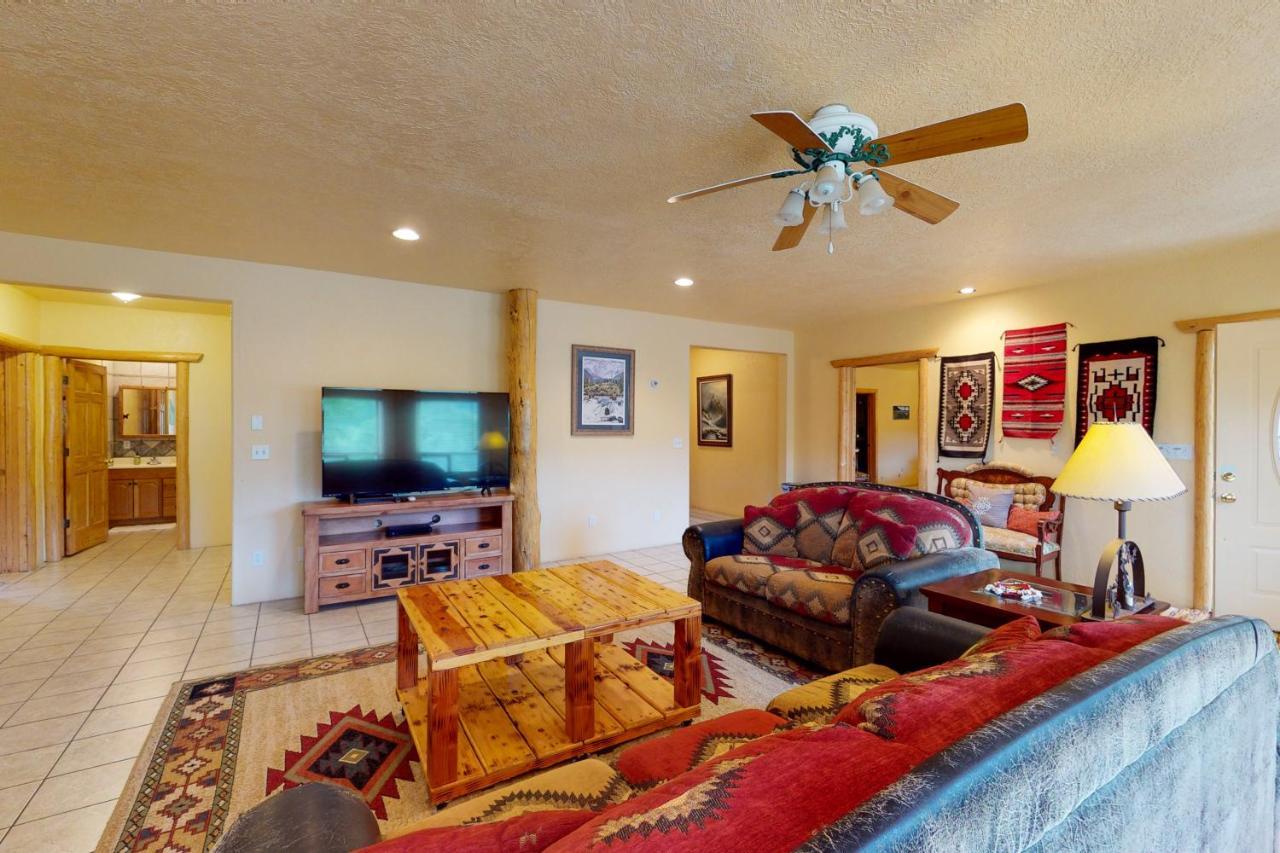 פגוסה ספרינגס Sunflower Lodge מראה חיצוני תמונה